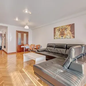 Apartamento Mendebaldea Hospitales Premium, Pamplona